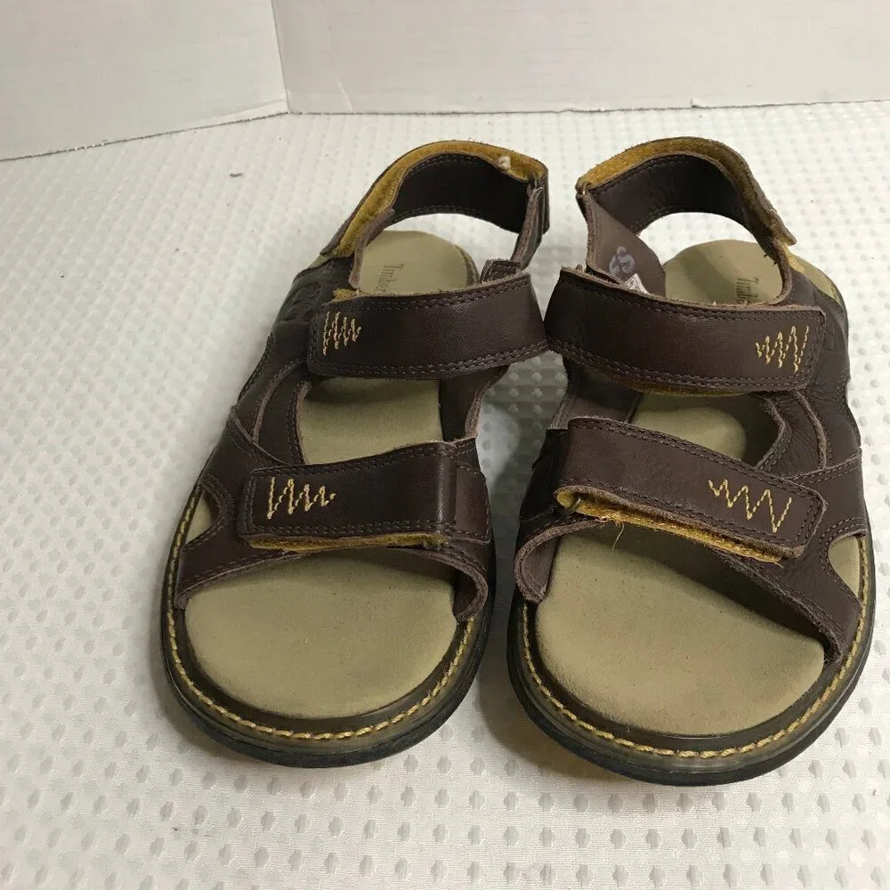 TIMBERLAND KIDS SANDAL SIZE 4 NEW